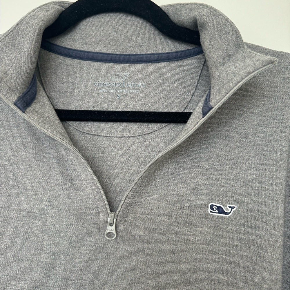 Men’s vineyard vines quarter zip - Picture 2 of 3
